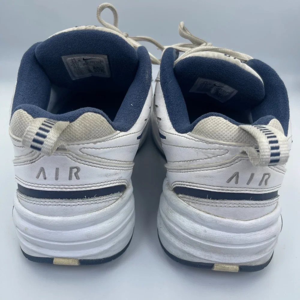Nike Air Monarch IV Walking Shoes Men's Size 9.5W White Leather Athletic Sneaker